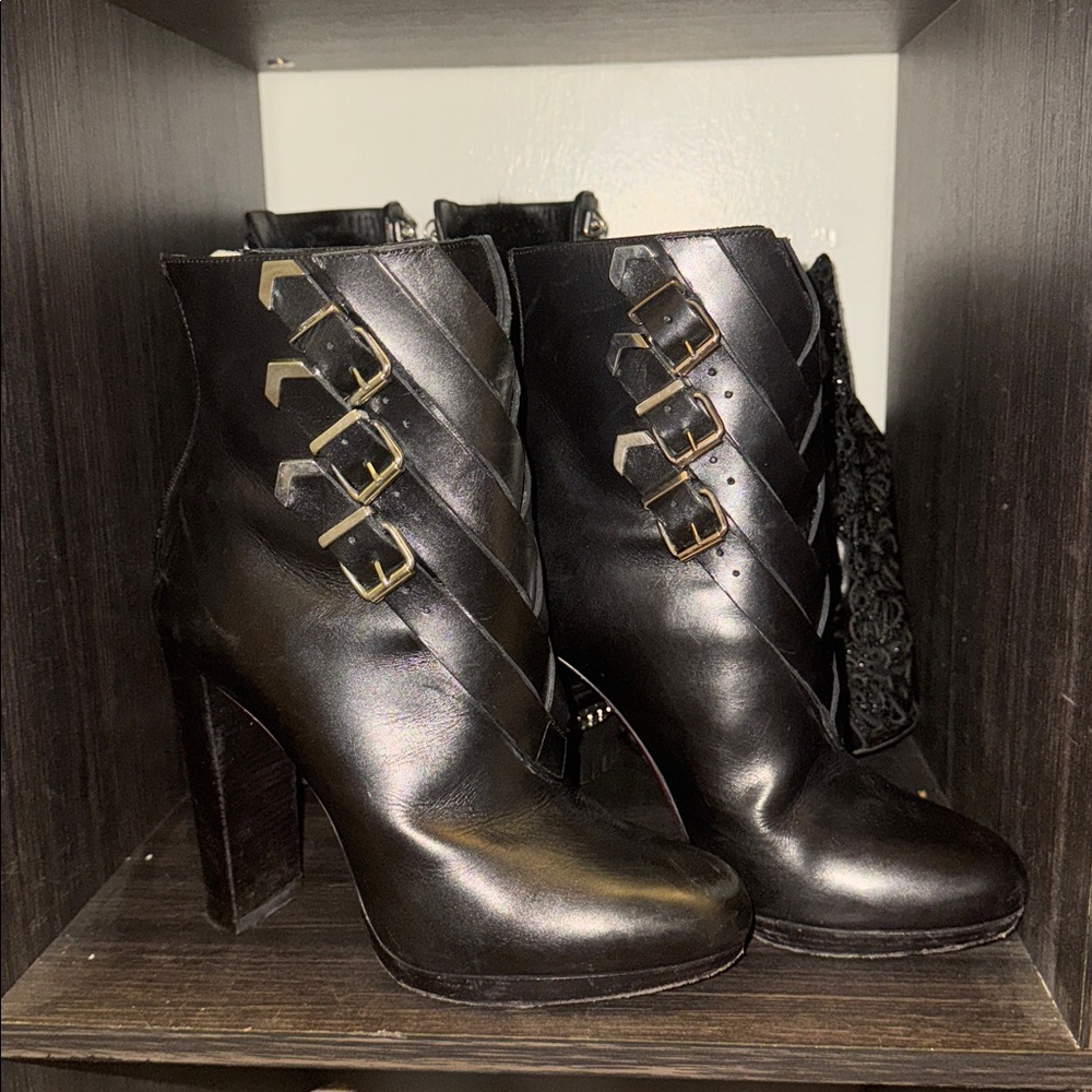 christian louboutin troop 120 buckled booties - Picture 4 of 7